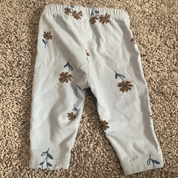 Carter’s Blue Floral Pants Size 3M EUC - Picture 4 of 4